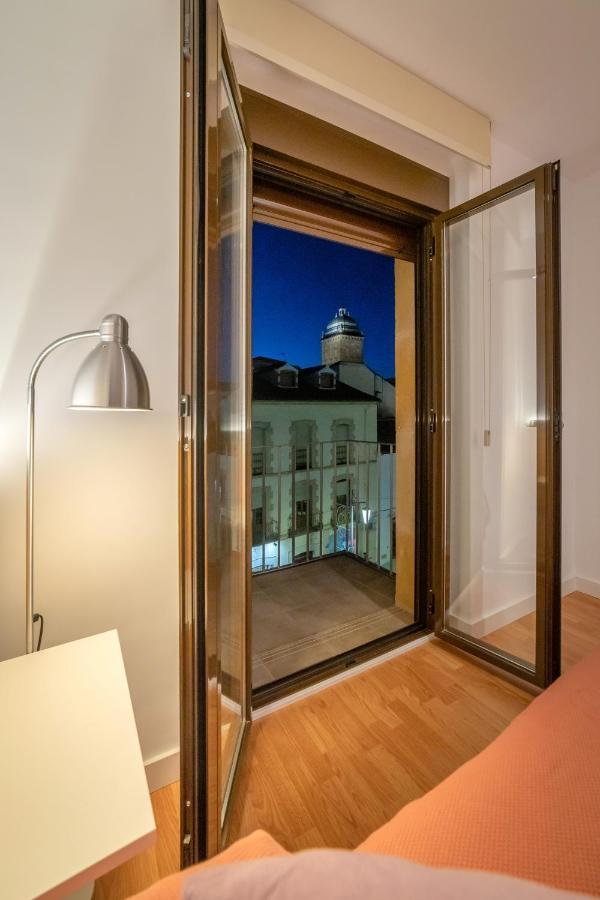 Apartamentos Turísticos Torres De Santiago Úbeda Exterior foto